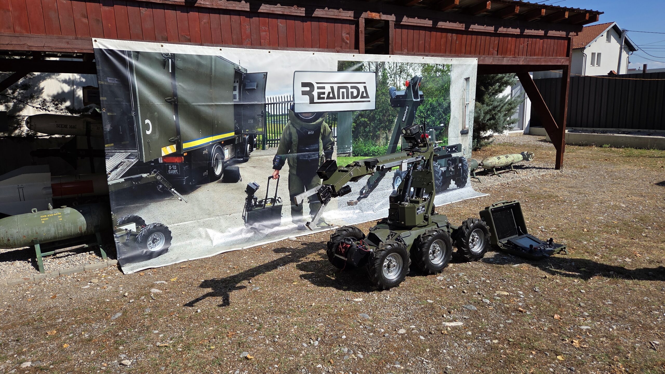 THE HOBO R-EVOLVE HEAVY ROBOT HAS ARRIVED AT MAT KOSOVO